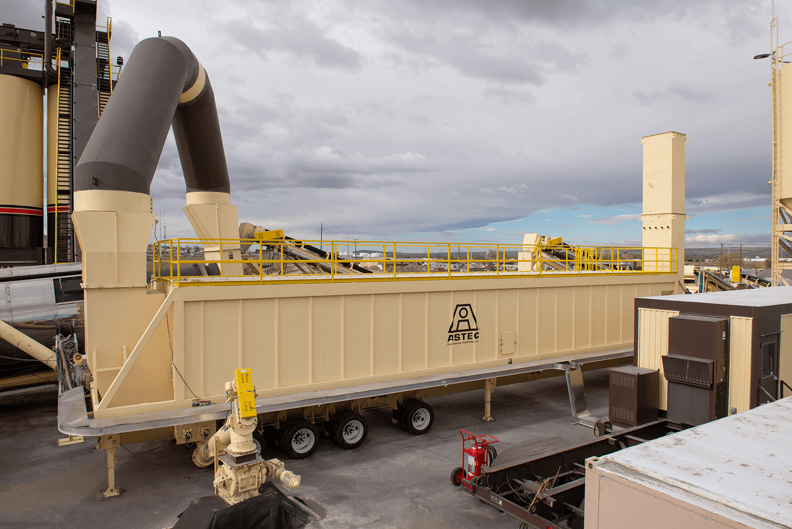 Albuquerque Asphalt Portable Pulse Jet Baghouse with Inertial Separator