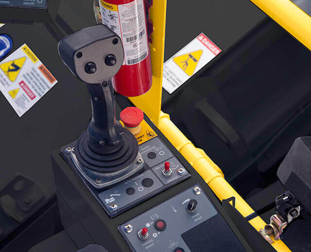 Roadtec Material Transfer Vehicle Dual Operator Joystick Controls